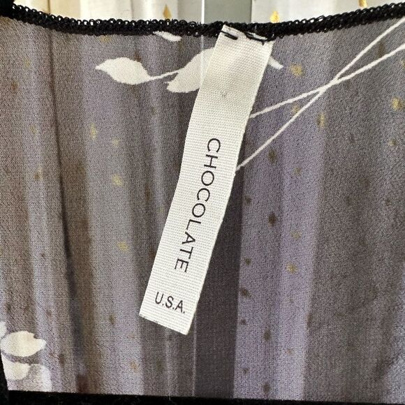 Chocolate USA Floral Sheer Short Sleeve Eyelet Lace Open Swim Cover Up Cardigan - Picture 5 of 7